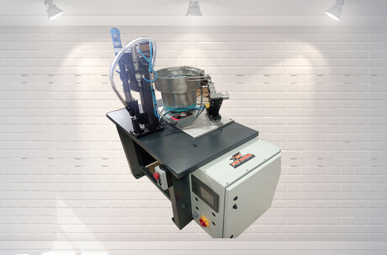 PLC Kontrollü Otomatik Vidalama Makinası